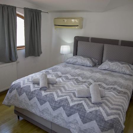 Apartmani Kamelia Mostar Zewnętrze zdjęcie